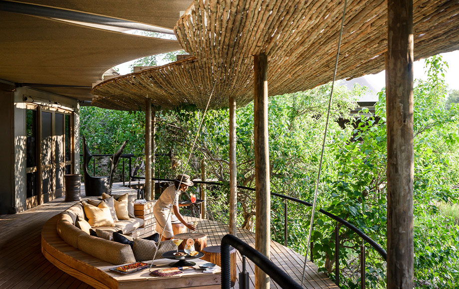 Xigera Lodge dining area