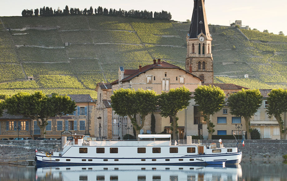 Belmond the Napoleon cruising in France