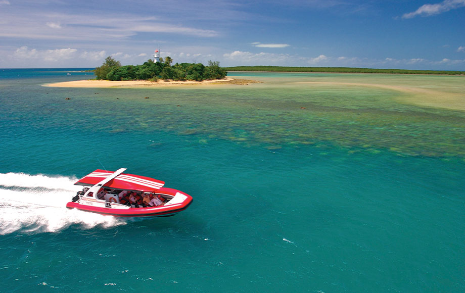 Port Douglas Lowe Isle