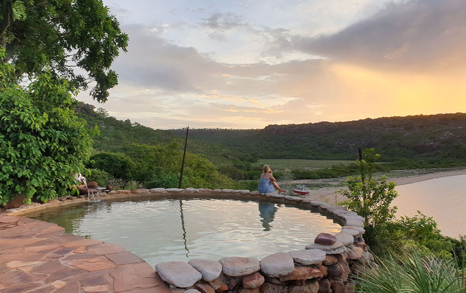 Infinity pool at Faraway Bay Lodge