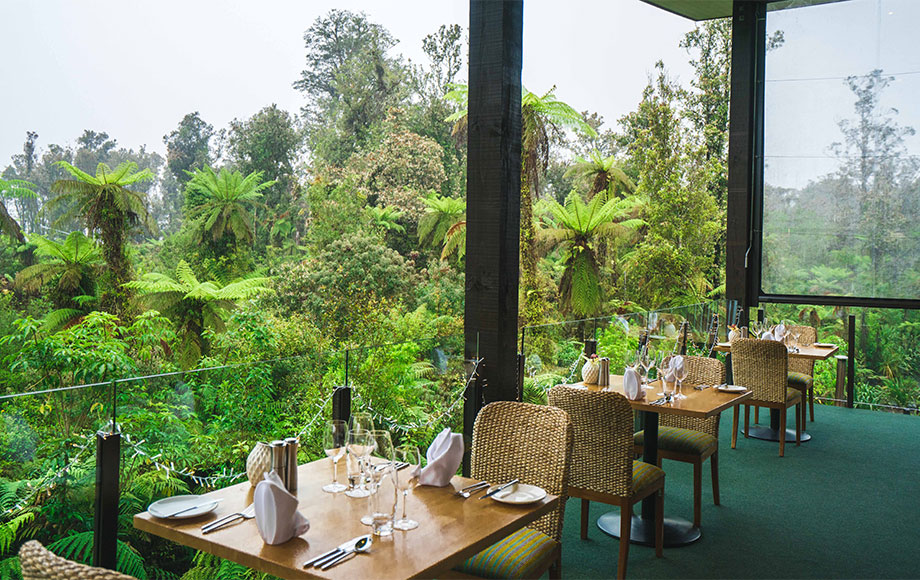 Te Waonui Forest Retreat Canopy Restaurant