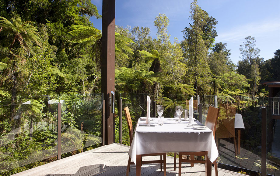 Te Waonui Forest Retreat Canopy Restaurant
