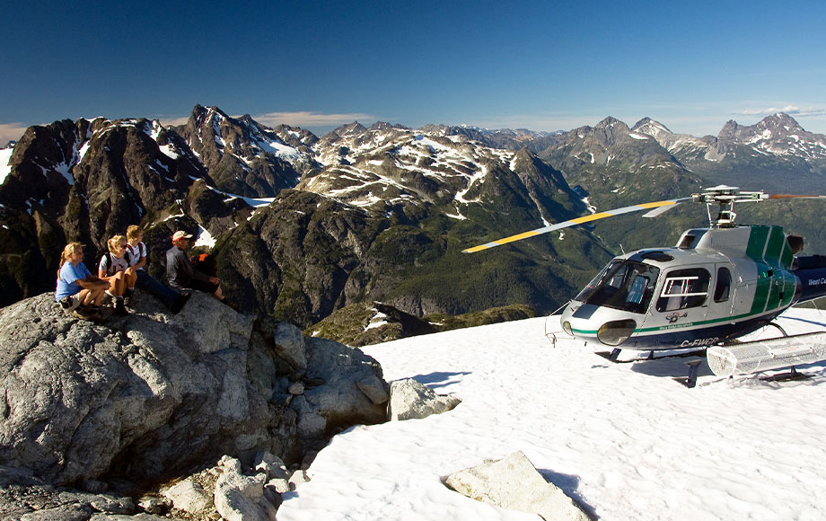 Tweedsmuir Park Lodge Helicopter Tour