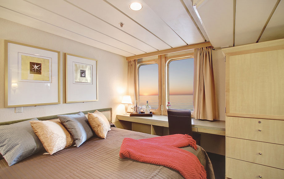 uncruise safari endeavour