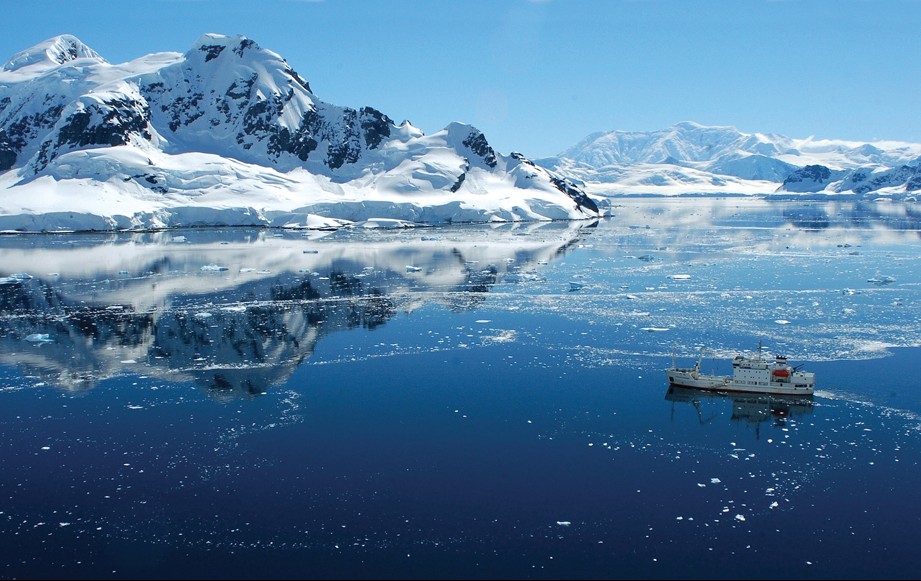 Antarctic-Peninsula-Poseidon