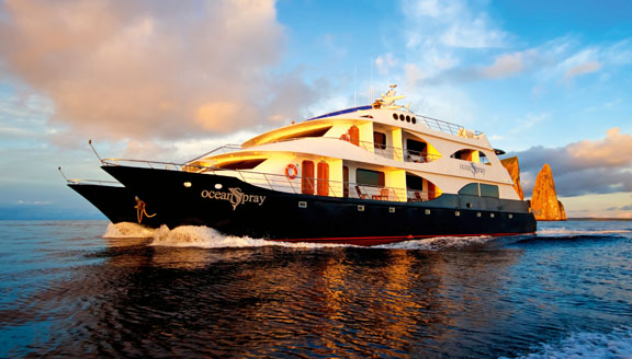Galapagos by small cruise ship